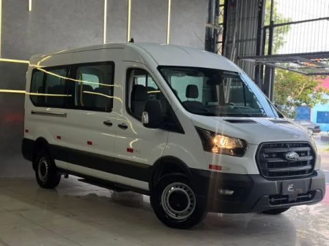 Ford Transit Minibus 2.0 (15+1) 410L 5P