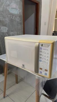 Microondas com defeito 