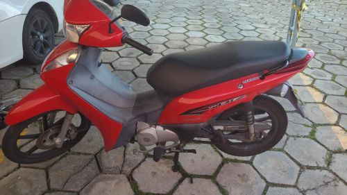 Vendo moto Honda Bis