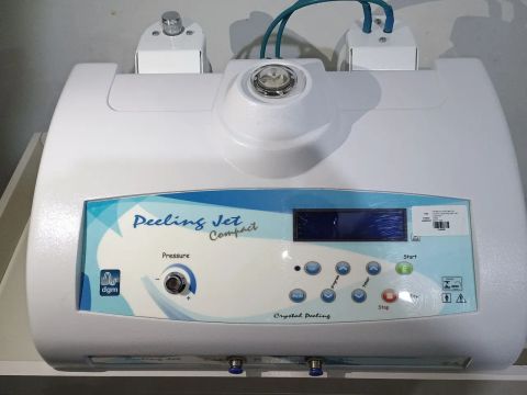 Peelinjet compacto DGM 