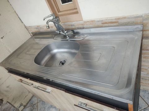 cuba ,inox com torneira inox