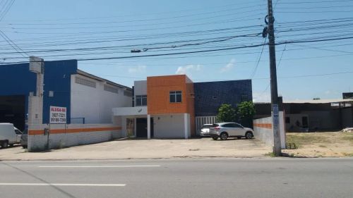 Prédio Comercial no Barro Duro