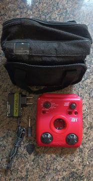 Pedal para Baixo e Guitarra Boss B1 Zoom 