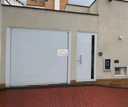 Casa Comercial para Locação em Limeira, Centro, 1 dormitório, 3 banheiros, 1 vaga