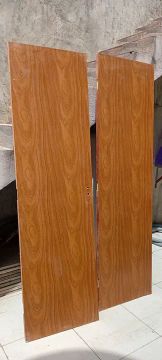 Duas portas 60 por 2.10 semi novas