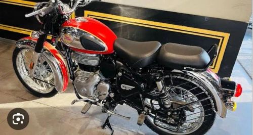 Classic 350cc Royal Enfield Chrome Red 2024 V. Veronica