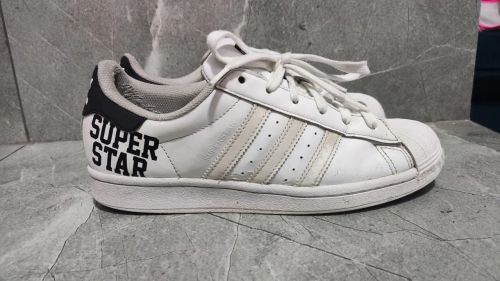 Tênis Adidas Superstar Branco original usado tamanho 36