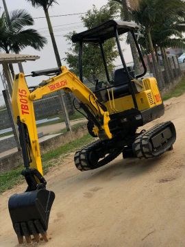 Mini escavadeira Takeuchi