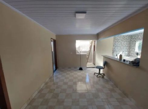IF002 - Casa com 2 quartos disponível no Cabula 6