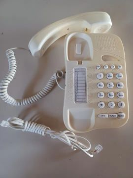 TELFONE FIXO COM TRAVA POR 20 REAIS DESAPEGO PERFEITO. 