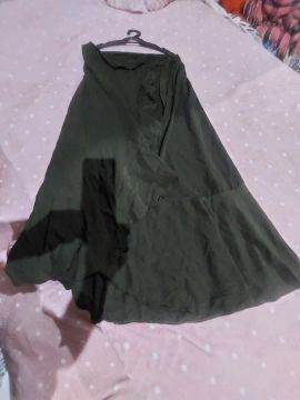 Saia longa verde escura