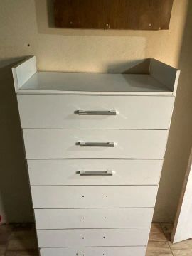 Cômoda com 7 gavetas