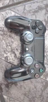 2 Controles PS4 DualShock 4 Pretos