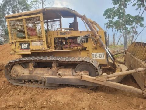 trator de esteira D6 esr ano 1996 impecável 