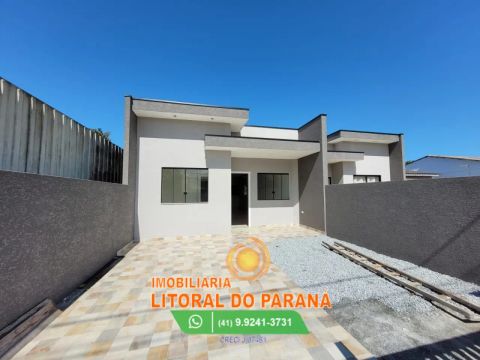 Casa à venda no bairro Santa Terezinha - Pontal do Paraná/PR