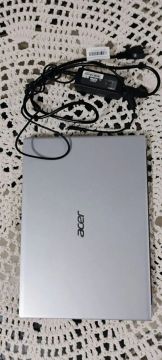 Notebook Acer - Prata