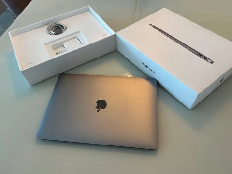 Macbook Air M1 -8GB - SSD 256GB 