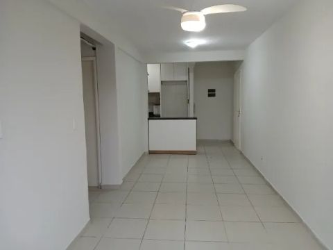 Apartamento no Topázio, 2 quartos, térreo