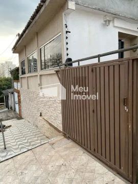 BRA20172 -  Casa Ampla com 5 Dormitórios sendo 1 suíte e Edícula - Bairro Bosque dos Eucal