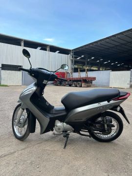 Biz 125 ES