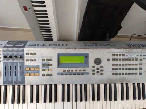 Teclado Yamaha Motif ES7- Retirada de peças 