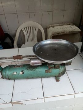 Balança de cozinha antiga valor 200,00
