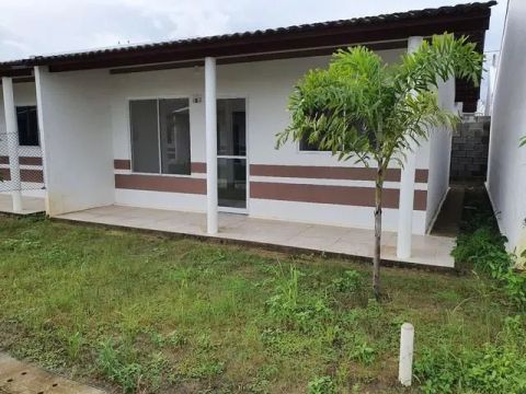Vende se casa no Gran jardim Amarílis