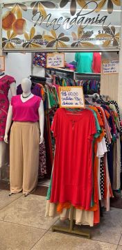 Ponto Comercial  em Mega Moda Shopping região da 44