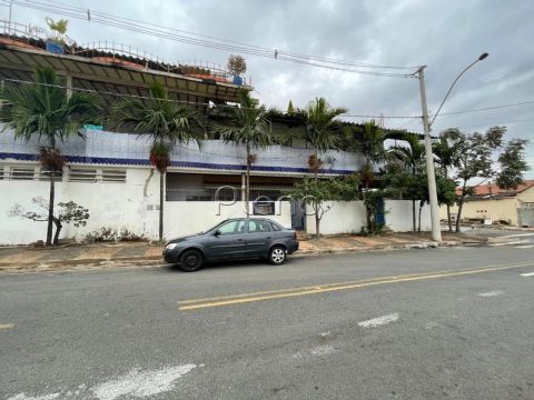 Casa à venda no Parque Industrial, 2 quartos - Campinas.