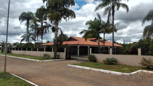 ÓTIMA CASA EM CONDOMÍNIO FECHADO NO PARK WAY - QUADRA 5 CONJUNTO 1