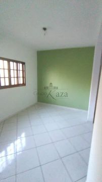 Oportunidade - Casa Sobrado - Bosque dos Ipês - 3 Dormitórios - 150m².