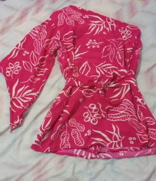 Vendo vestido com short por baixo