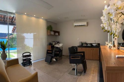 OPORTUNIDADE ÚNICA! Salão de beleza e estética de Alto Padrão a Venda - Clientes ativos 