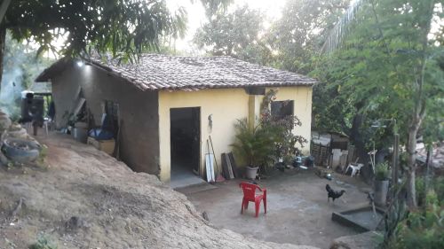 Sítio pequeno para vender
