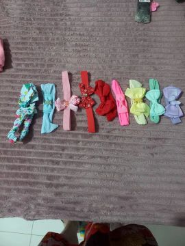 Faixas de cabelo e meias para bebê 10 peças