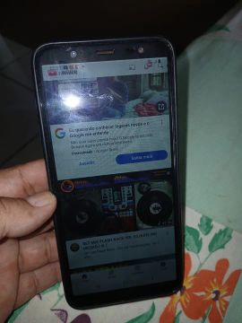 Sansung galaxy j8 com carregado