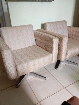 Poltronas giratórias - R$ 200 cada