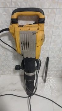 Martelo Demolidor 16KG 1600W (Martelete)