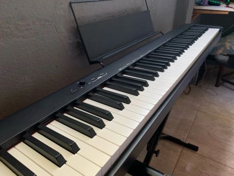 Piano Casio CDP-S100