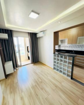 Apartamento mobiliado de 2 quartos com 1 vaga à venda no bairro Morro Santana em Porto Ale