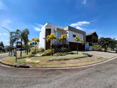 Sobrado com 3 dormitórios à venda, 448 m² por R$ 3.990.000,00 - Alphaville Nova Esplanada 