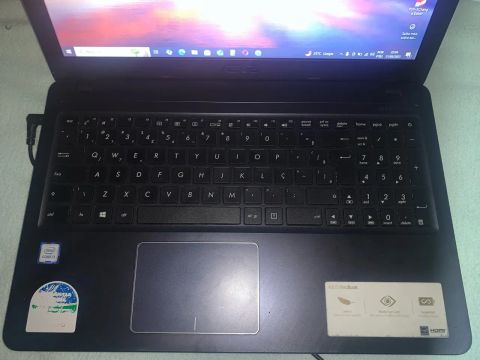 Notebook ASUS  - Core i3 -  Tela 15.6'