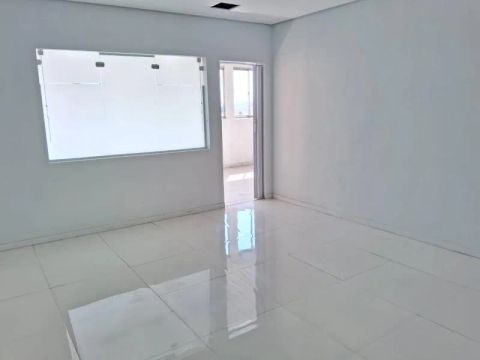 Sobrado para aluguel tem 90 metros quadrados com 2 quartos em Bela Vista - Osasco - SP