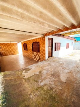 Vende-se Casa no Conjunto Esperança - Ótima Localização!