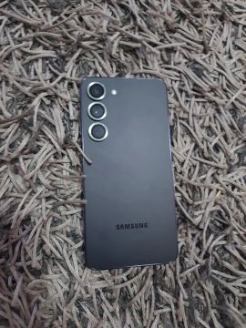 Samsung Galaxy S23  256GB 