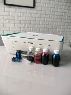 Multifuncional HP 2676 + kit recarga
