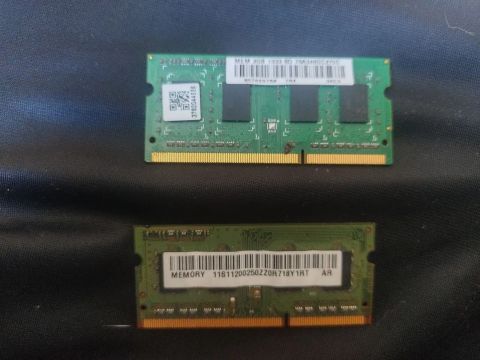 Memória RAM 2GB DDR3