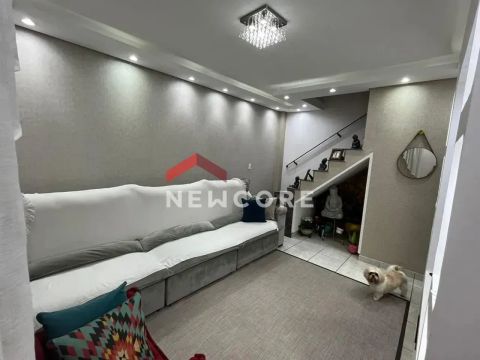 Casa de condomínio em Rua Adolfo Cavalcanti - Vila Cascatinha - São Vicente/SP