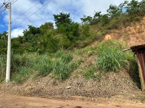 Ótima oportunidade! Terreno à venda!