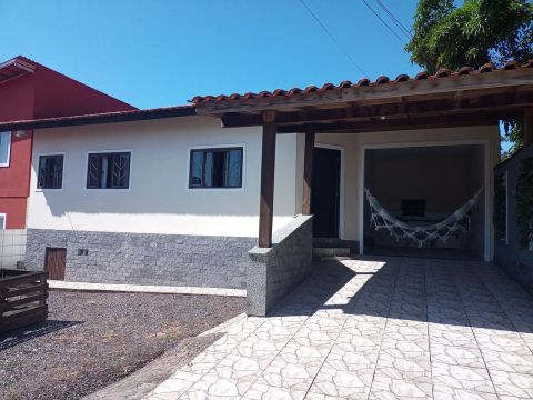 Casa pra alugar no feriado de Páscoa no Campeche.